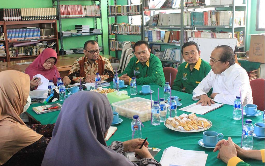 Bantu Sekolah Yatim Dhuafa Rp120 juta